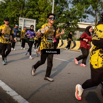 Runner Photo 6717353