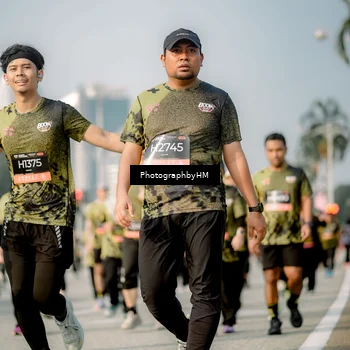 Runner Photo 6717390