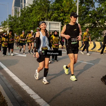 Runner Photo 6717399