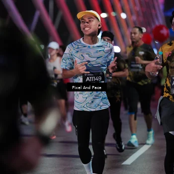 Runner Photo 6717413