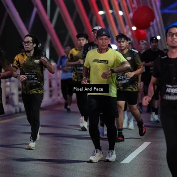 Runner Photo 6717460