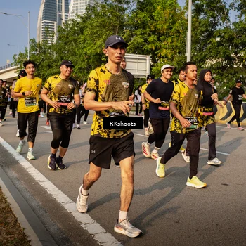 Runner Photo 6717475