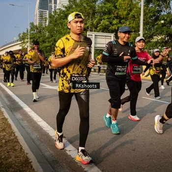 Runner Photo 6717531