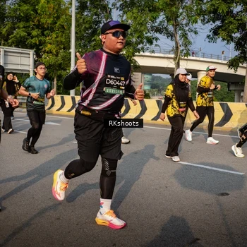 Runner Photo 6717538