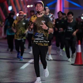 Runner Photo 6717565