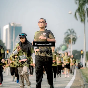 Runner Photo 6717590