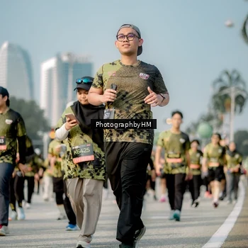 Runner Photo 6717598