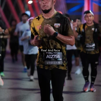 Runner Photo 6717608