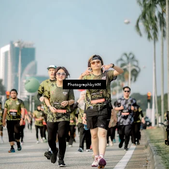 Runner Photo 6717645