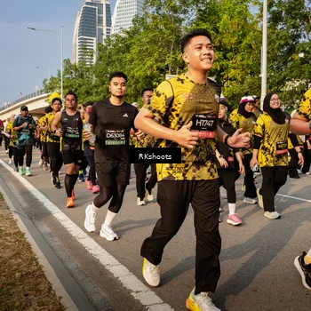 Runner Photo 6717674
