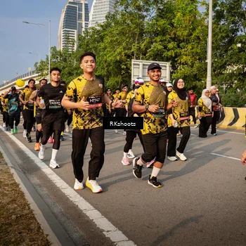 Runner Photo 6717685