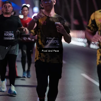 Runner Photo 6717688