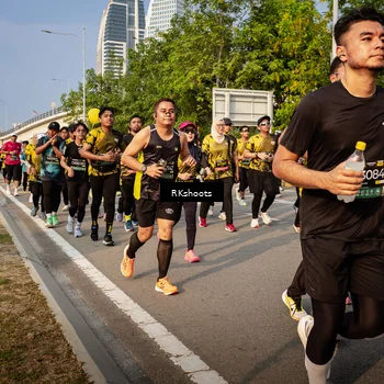 Runner Photo 6717711
