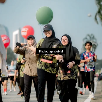 Runner Photo 6717733