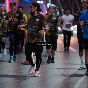 Runner Photo 6717772