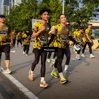 Runner Photo 6717892