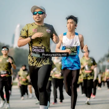 Runner Photo 6718002