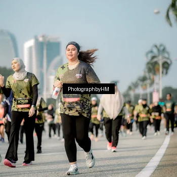 Runner Photo 6718009