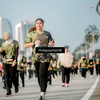 Runner Photo 6718012