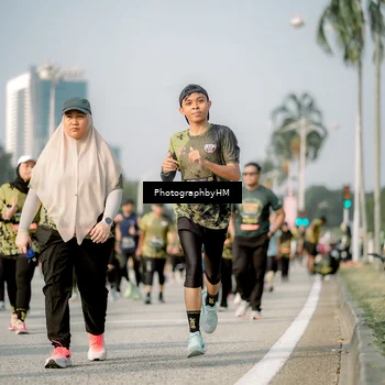Runner Photo 6718018