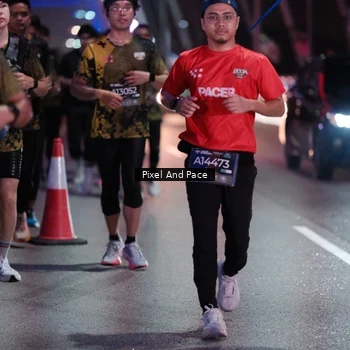 Runner Photo 6718035