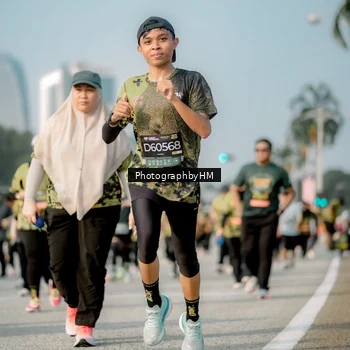 Runner Photo 6718038