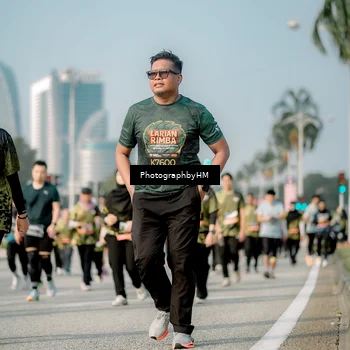 Runner Photo 6718043