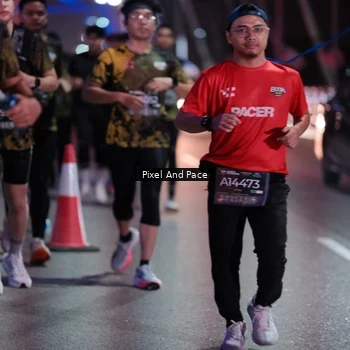Runner Photo 6718044