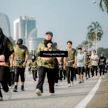 Runner Photo 6718055
