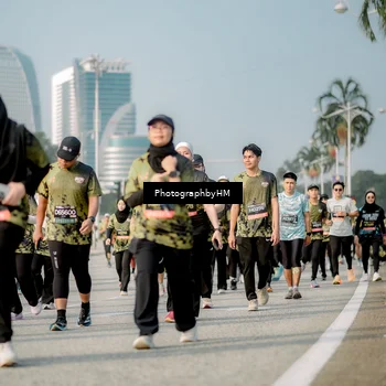 Runner Photo 6718057
