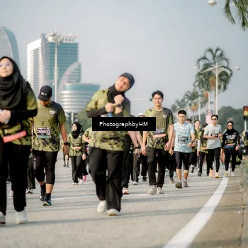 Runner Photo 6718063