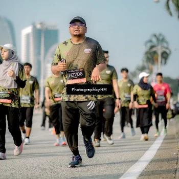 Runner Photo 6718101