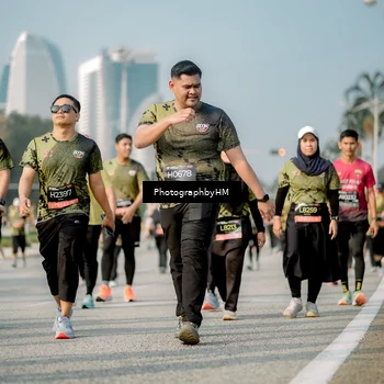 Runner Photo 6718106