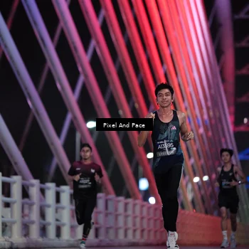 Runner Photo 6718107