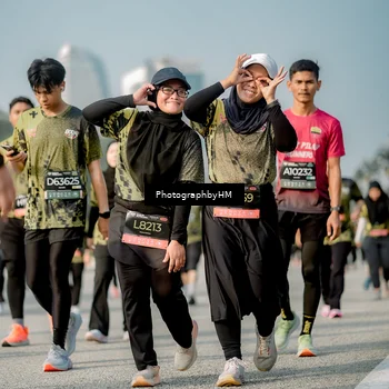 Runner Photo 6718123