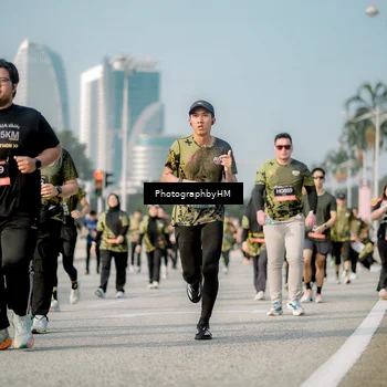 Runner Photo 6718175