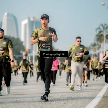 Runner Photo 6718176