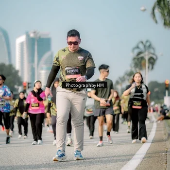 Runner Photo 6718198