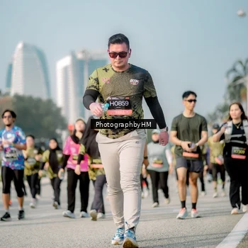 Runner Photo 6718201
