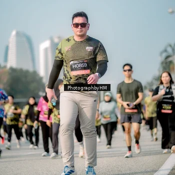 Runner Photo 6718206