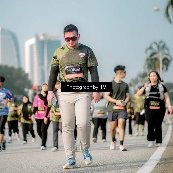Runner Photo 6718215