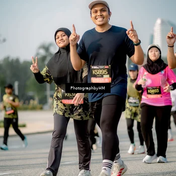 Runner Photo 6718222