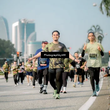 Runner Photo 6718249