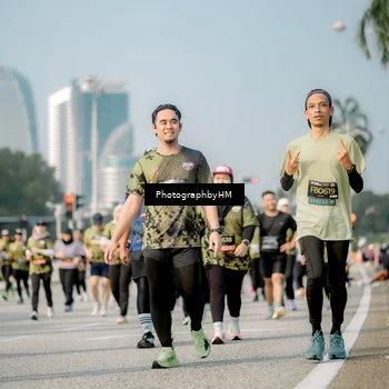Runner Photo 6718259