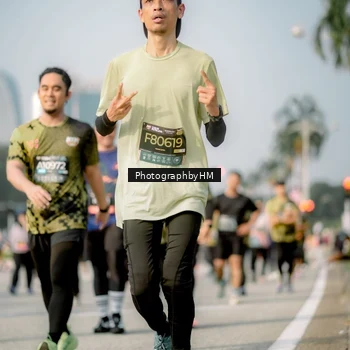 Runner Photo 6718264