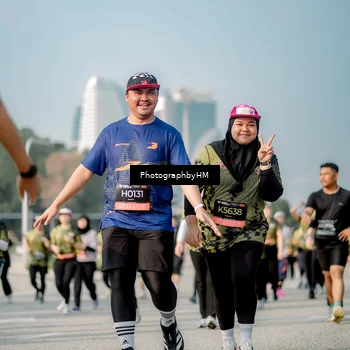 Runner Photo 6718276