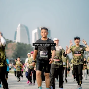 Runner Photo 6718287