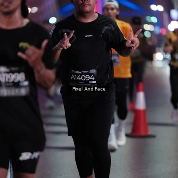Runner Photo 6718288