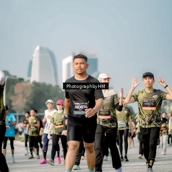 Runner Photo 6718292