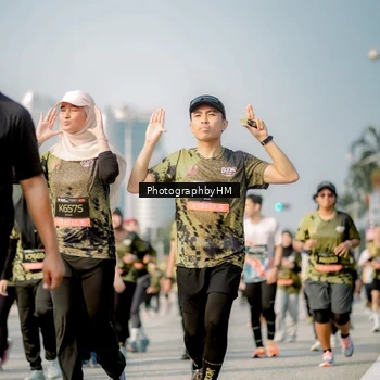Runner Photo 6718297